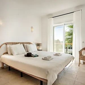  Appartamento Modern And Spacious Two Bedroom Portogallo